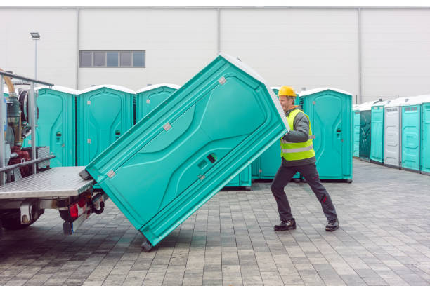Portable Toilet Options We Offer in Chardon, OH