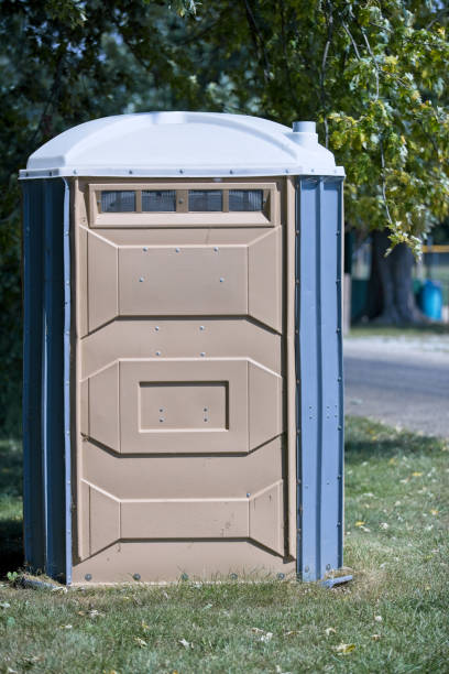Best Portable restroom trailer rental  in Chardon, OH